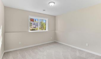 426 Taylor St, Anoka, MN 55303