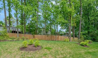 7811 SUTTER Ln, Annandale, VA 22003