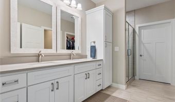 250 Rodeo Rd, Alexandria, MN 56308