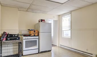 3 Young Ave, Amsterdam, NY 12010