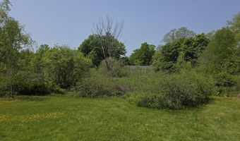 18 Cedar Ln, Belfast, ME 04915
