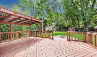 2403 SHERWOOD HALL Ln, Alexandria, VA 22306