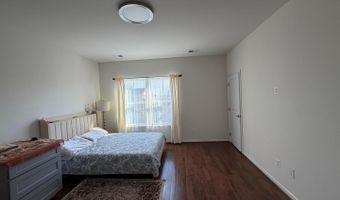 41717 MCMONAGLE Sq, Aldie, VA 20105
