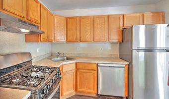 1 Esplanade Way, Bayville, NJ 08721