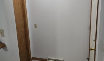 5695 Wilshire Dr, Madison, WI 53711