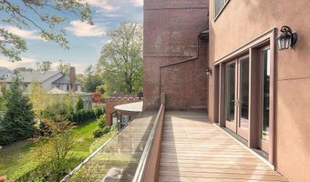 78 Rhode Island Ave 6, Newport, RI 02840