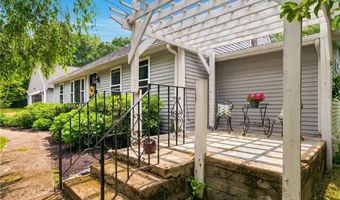 1070 Tarkiln Rd, Burrillville, RI 02830