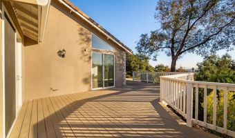 2529 Live Oak Park Rd, Fallbrook, CA 92028