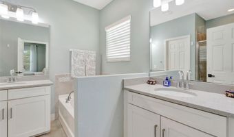 4892 BEACH Blvd, Orlando, FL 32803