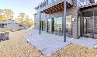 33668 Poverty Point Dr, Avon, MN 56310