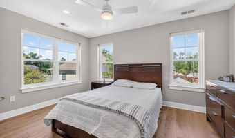 6416 Tisdale Ter, Bethesda, MD 20817