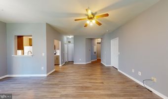 5947 FOUNDERS HILL Dr 103, Alexandria, VA 22310