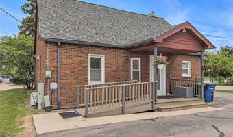 570 S Maple Rd, Ann Arbor, MI 48103
