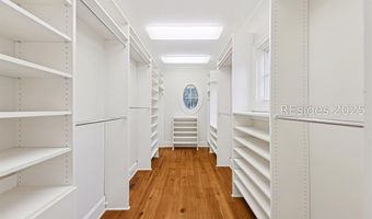 46 Hawthorne Rd, Bluffton, SC 29910