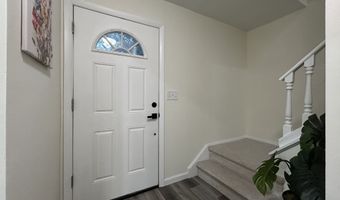 38 Sutton Pl 38, Bloomfield, CT 06002