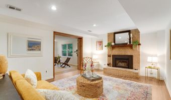 8606 FALKSTONE Ln, Alexandria, VA 22309