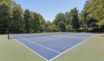934 Lenox Hill Ct, Atlanta, GA 30324