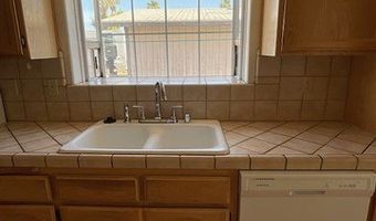 1372 Rubel Ln, Bullhead City, AZ 86442