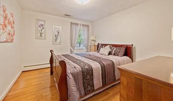 26 Brookmoor Rd, Avon, CT 06001