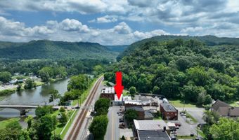 342 S. Monroe St, Alderson, WV 24910