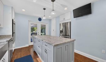 1120 ARTHUR St, Orlando, FL 32804