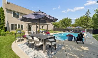 4232 N TERRAVIEW Dr, Appleton, WI 54913