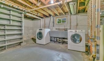 15 Snow Park, Bath, ME 04530