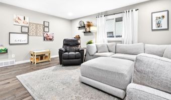 1645 E ROELAND Ave, Appleton, WI 54915