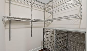 1530 KEY Blvd 203, Arlington, VA 22209