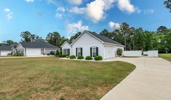122 Hollister Dr, Albany, GA 31721