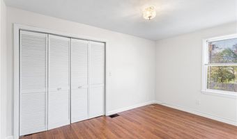 1 Jared Ct, North Providence, RI 02911