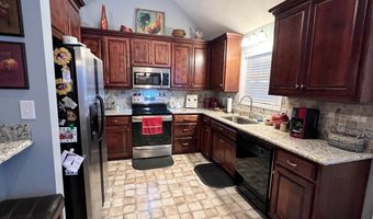 1710 Jimmy St, Adel, GA 31620