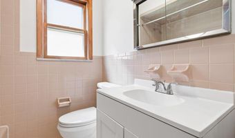 73 NEWMAN Ave 4, Bayonne, NJ 07002