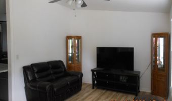107 15th St, Apalachicola, FL 32320