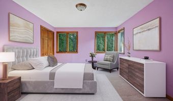 5 Fairway Dr, Acushnet, MA 02743