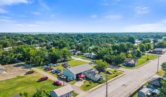910 W Hensley Blvd, Bartlesville, OK 74003