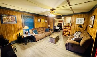 507 S Poplar St, Adel, GA 31620