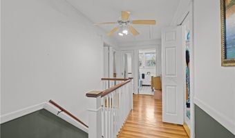 112 County Rd, Barrington, RI 02806