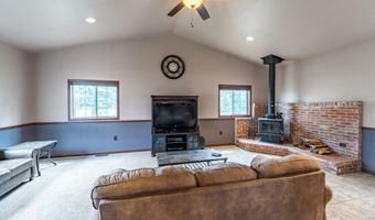 8385 6TH St, Amherst Junction, WI 54407