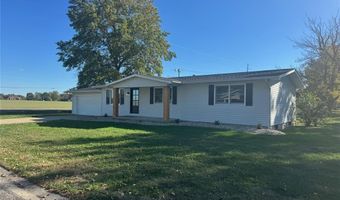 102 Debra Dr, Albers, IL 62215