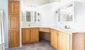 63208 N Whan Rd, Benton City, WA 99320