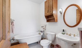 1401 Duke Rd, Augusta, MO 63332