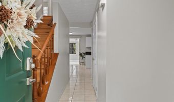 8463 MONARCH Ct, Annandale, VA 22003