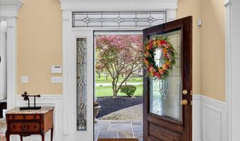 3 RAYMOND Ln, Belle Mead, NJ 08502