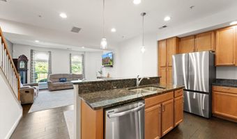 21709 CHARITY Ter 10C, Ashburn, VA 20147