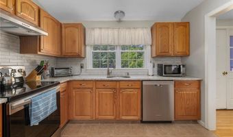 25 Clarkin Pond Rd, Charlestown, RI 02813