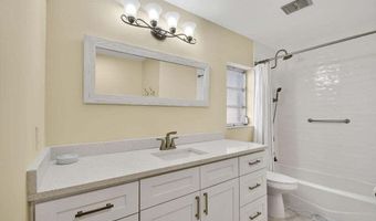 324 Orange Tree Dr 5, Atlantis, FL 33462