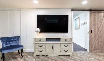 931 1st St, Elko, NV 89801