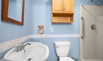 11938 Davis Rd, Alhambra, IL 62001