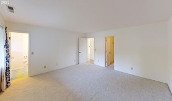 801 BROOKHAVEN Dr, Brookings, OR 97415